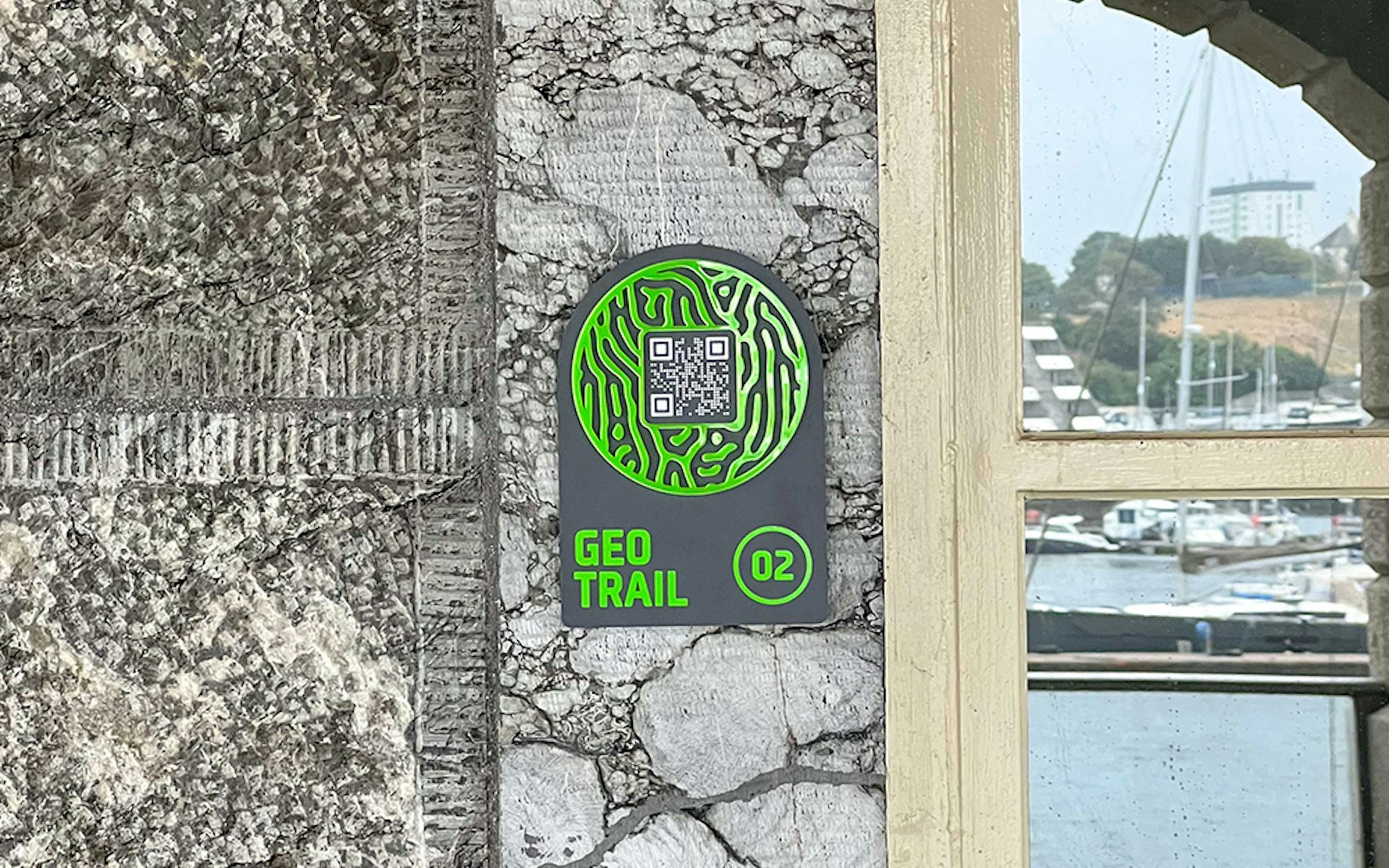 GREEN 02