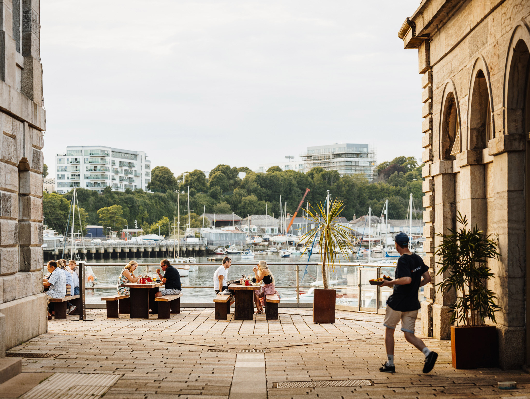 Eat and drink exterior hook and line